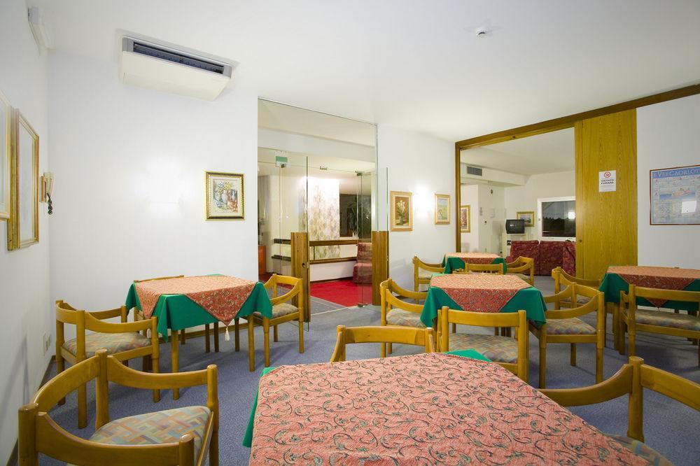 Hotel Metropol Caorle Extérieur photo