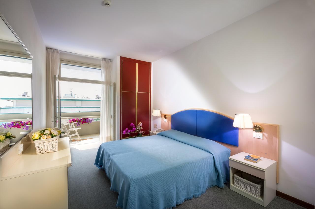 Hotel Metropol Caorle Extérieur photo